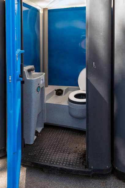 Portable Toilet Options We Offer in Shady Cove, OR